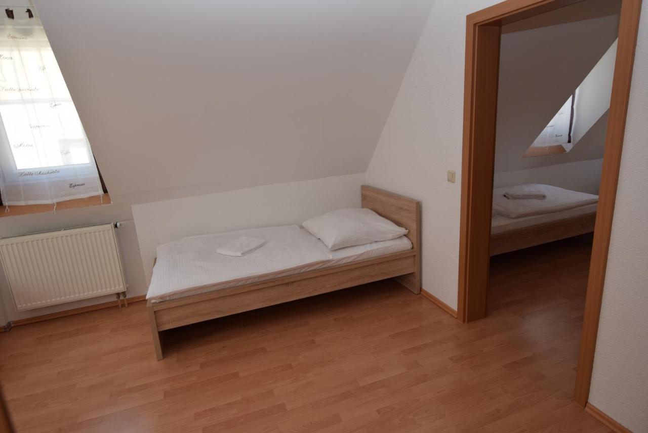 Apartment Stuttgart Suedheim ภายนอก รูปภาพ