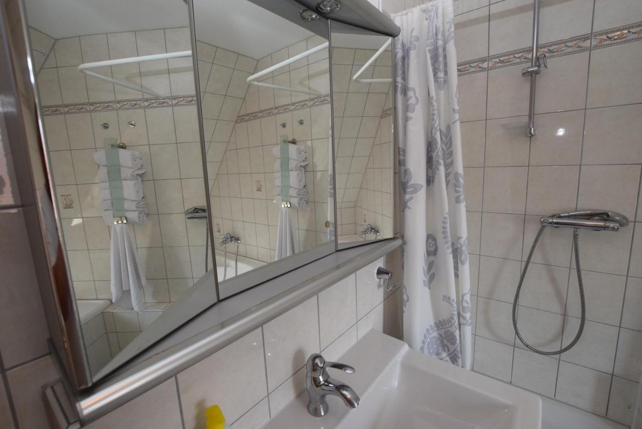 Apartment Stuttgart Suedheim ภายนอก รูปภาพ